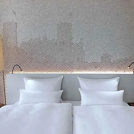 Ξενοδοχείο Stadt 4*