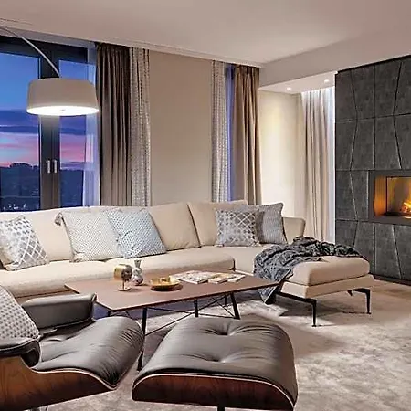 Ξενοδοχείο Stadt 4*