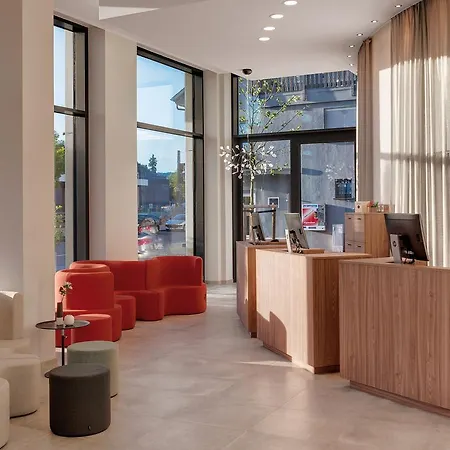 Stadt 4* لاروش
