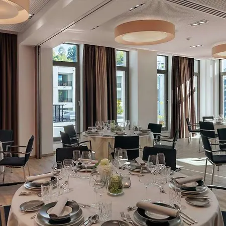 Stadt Hotel 4*